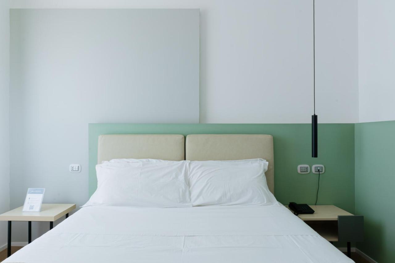 Plana Hotel Caserta Luaran gambar